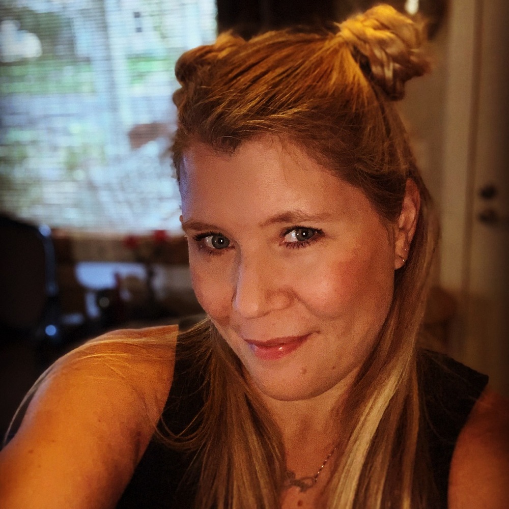 Meet your Posher, Nicole